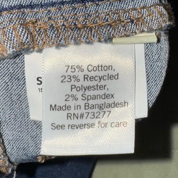 SO brand Blue high rise Flared Jeans. Worn once.  Size 9/29 jr. EUC - Picture 9 of 11